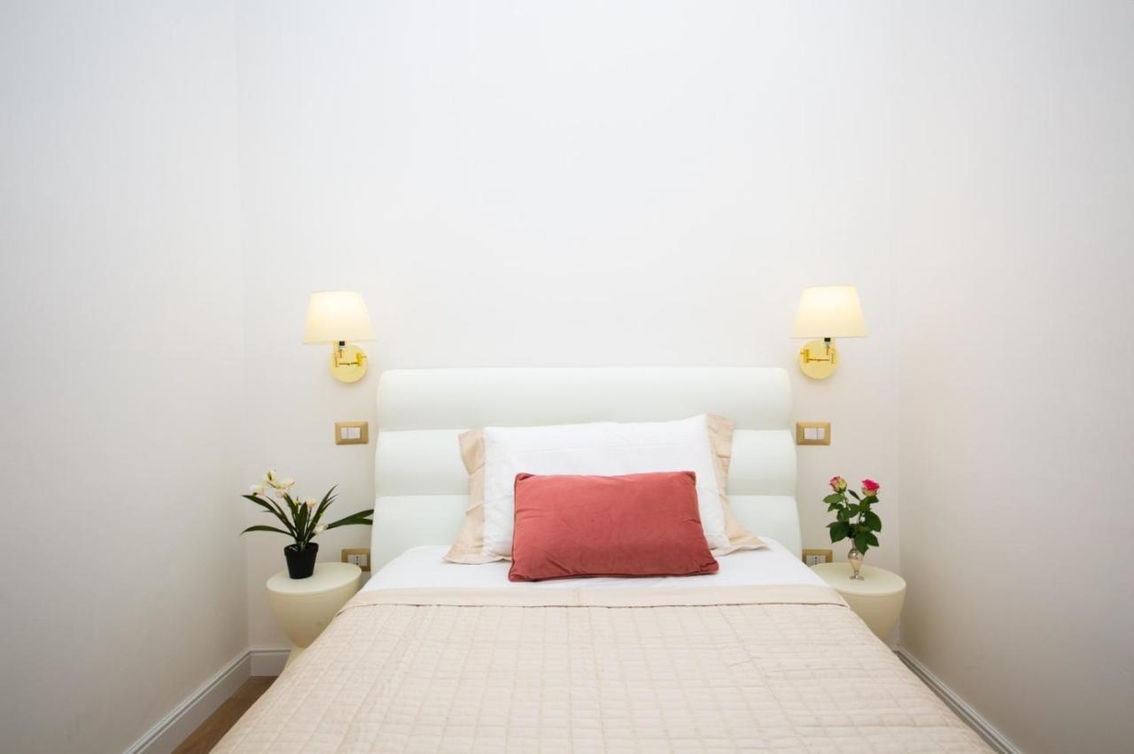 Viale Italia Boutique Rooms サッサリ エクステリア 写真