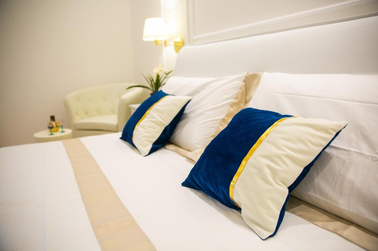 Viale Italia Boutique Rooms サッサリ エクステリア 写真